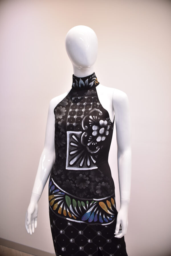 Vestido largo sin mangas, cuello mao. - Image 2